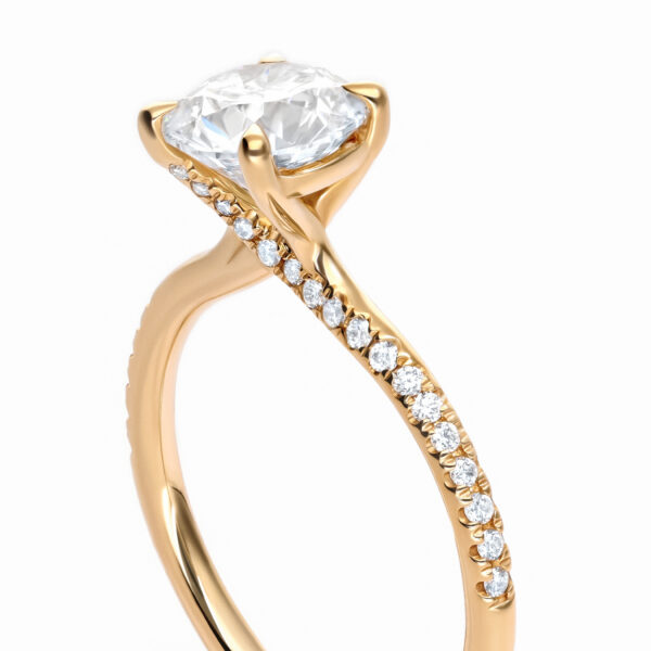 Luxury Diamond Ring